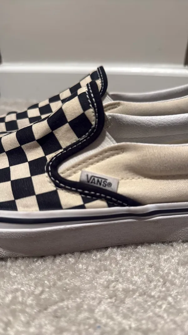 Checkered Vans - Image 5