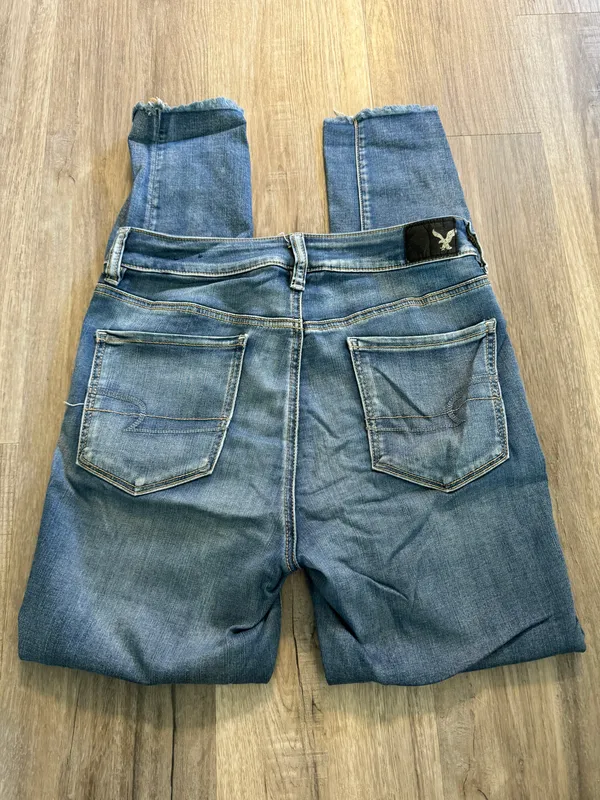 American Eagle High Rise Jegging Jeans - Image 4