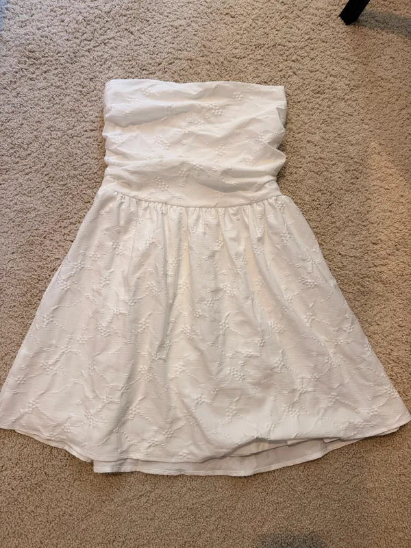 Amazon White Strapless Mini Dress - Image 2