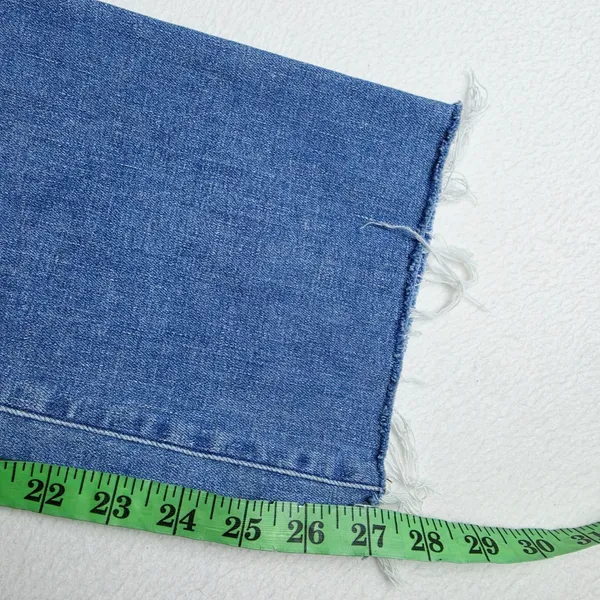 Madewell Kick Out Full-Length Flare Jeans‎ Medium Wash Raw Hem DM7443 Blue 27 - Image 10