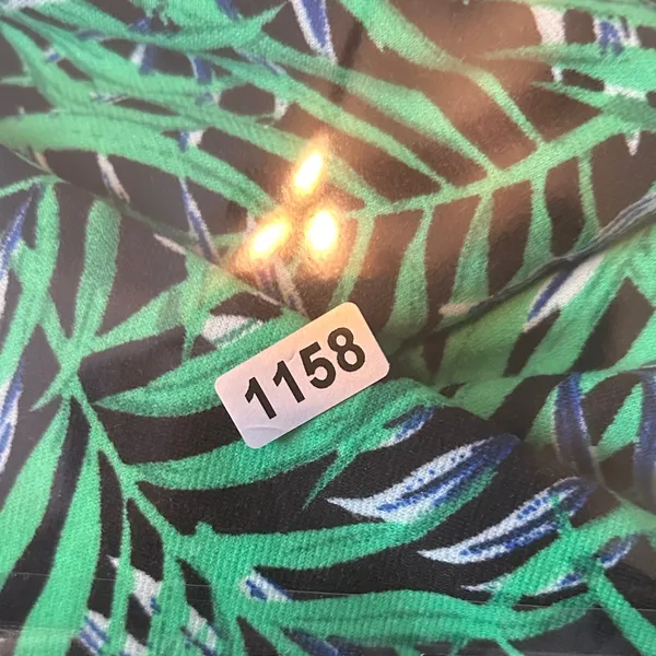 PINK Victoria's Secret Green Leaf‎ Print High Waist Shorts Back Zipper L - Image 8