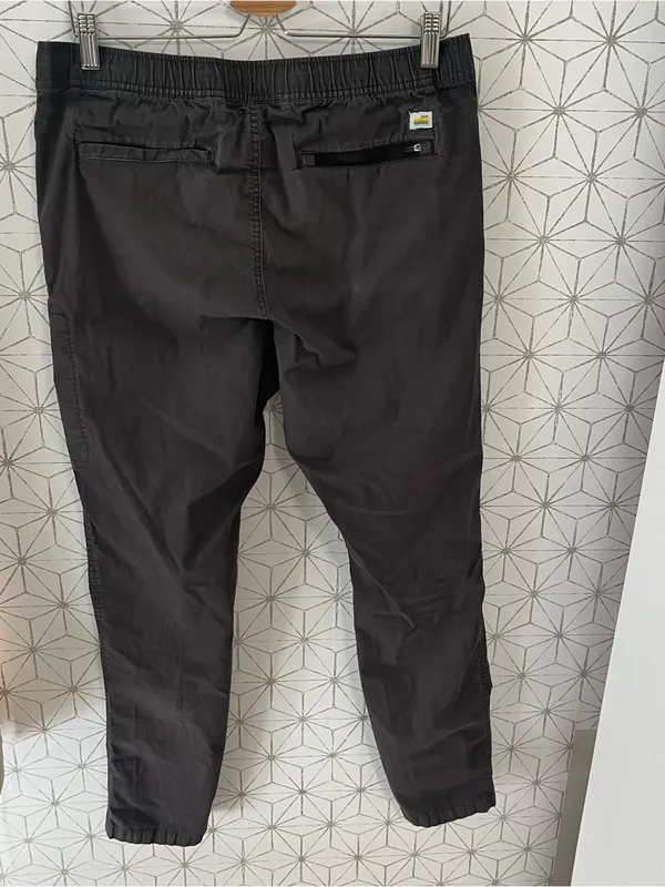 Vuori RipStop Pant Charcoal Slim - Image 5
