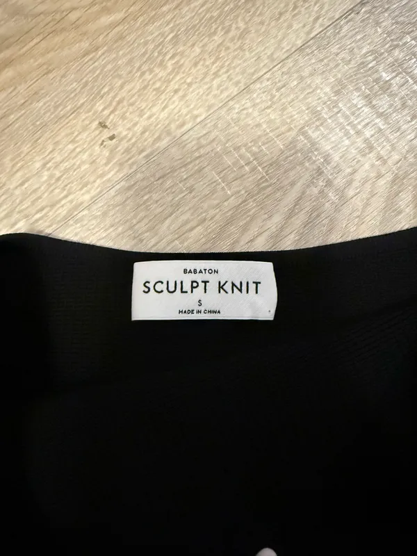 Aritzia Babaton Sculpt Knit Tube Top - Image 4