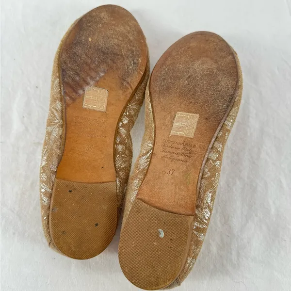 Unknown Suede‎ Metallic Floral Ballet Flat in Brown Silver Size 7 or 37 - Image 6