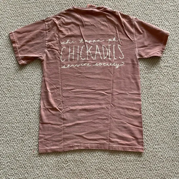 Comfort Colors Chi Kappa Phi Chickadees T-Shirt Bow Size Small Yam Brown EUC - Image 7