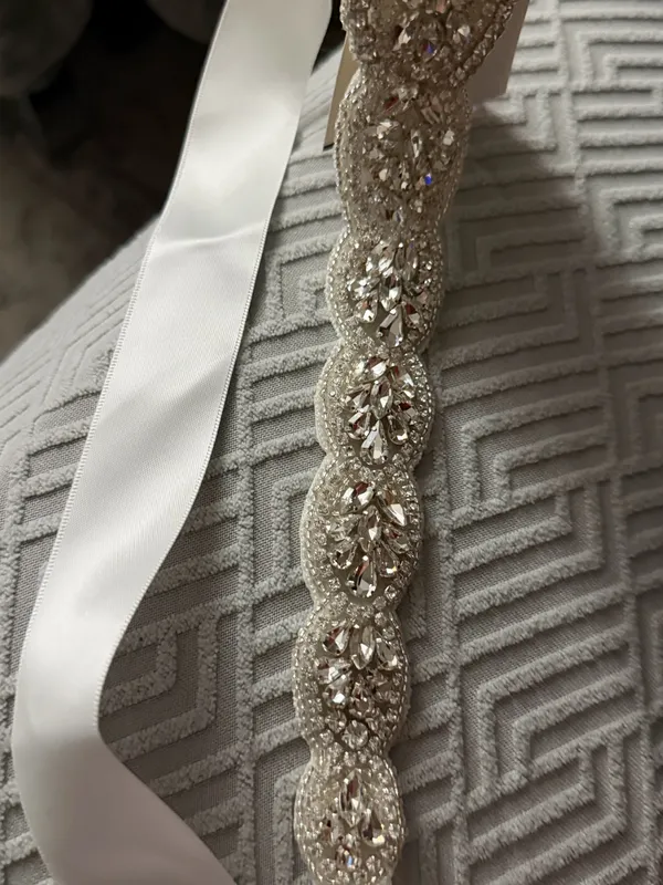 David's Bridal Graduated Scallops Beaded Satin Sash ivory - Image 7