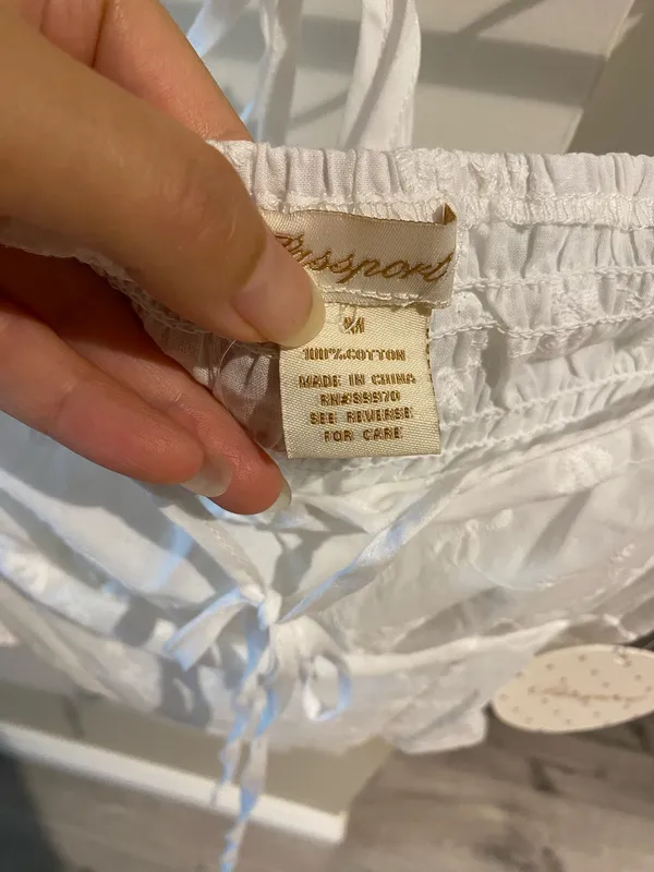 NWT passport white cute cotton milkmaid crop top - Image 4