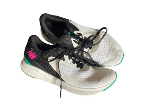 New Balance FuelCell Vizo Pro Run White Black W Size 6.5 - Image 4