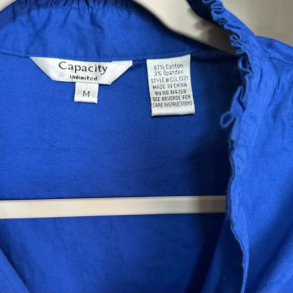 Capacity Unlimited Women's Top Blue Size M - Image 4