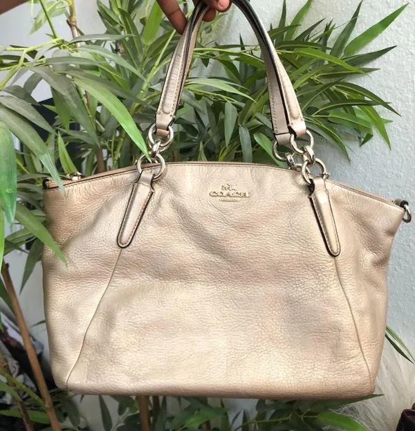 COACH KELSEY METALLIC GOLD PEBBLED LEATHER SHOULDER HAND BAG PURSE TOP HANDLE SATCHEL F36675 Approx 13” Wide x 10” Tall x 3.5” Deep Comes with dustbag - Image 2