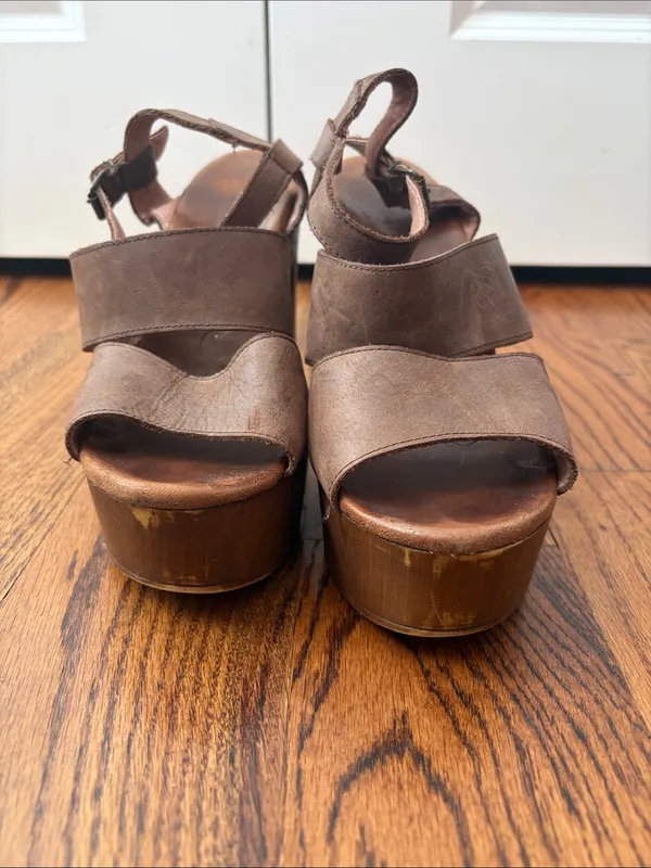 Musse & cloud wooden/leather platform heels size 38/7 - Image 6