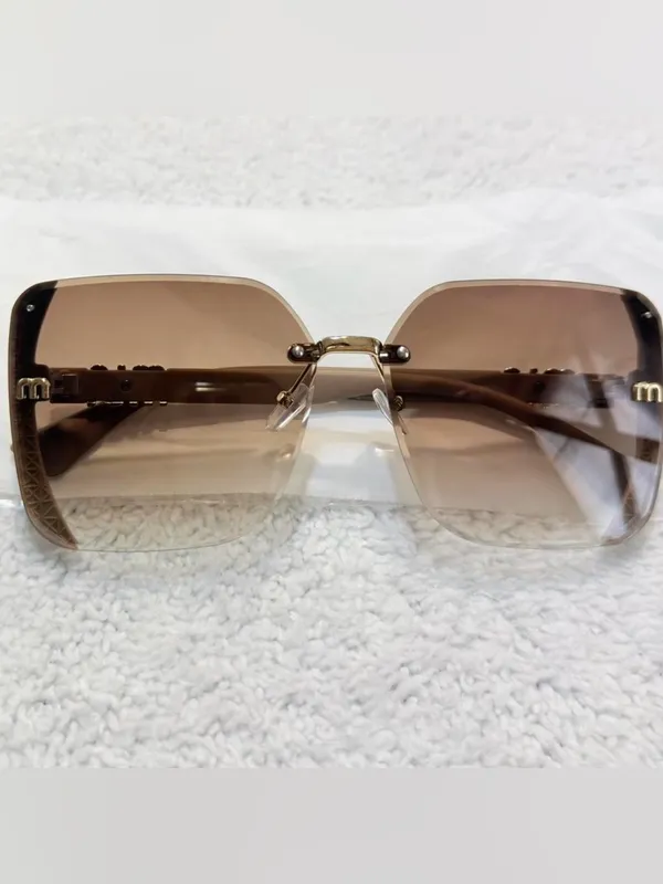 Luxury Oversized Square Sunglasses for Women – Gradient Brown Shades, Elegant. - Image 2