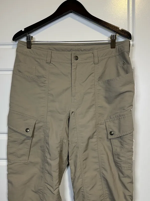The North Face Women’s Classic Outdoor Cargo Hiking Performance Pants Size 12 - Image 2