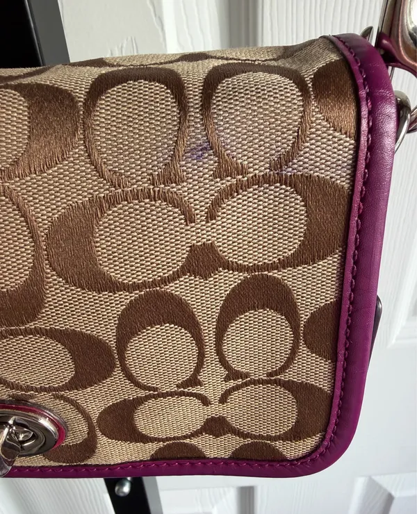 Coach Legacy Signature Penny Small Khaki/Berry Crossbody Bag - Image 6