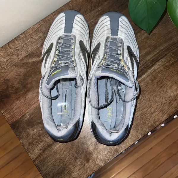 Ryka Women Size 10 Studio D Nitracel Comfort Athletic Shoes‎ Gray Laces - Image 4