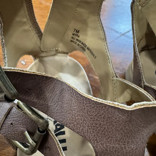Makalu Brown Gladiator sandals size 7M Women Ladies‎ - Image 3