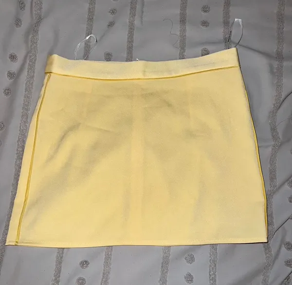 White Fox Boutique Mini Skirt - Image 3