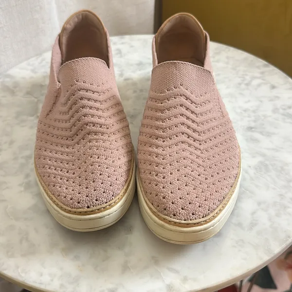 UGG Sammy Wavy Knit‎ Sneaker Pink Size 10 - Image 2