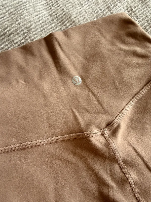 Lululemon Align High-Rise Short Taupe 4” Size 4 - Image 7