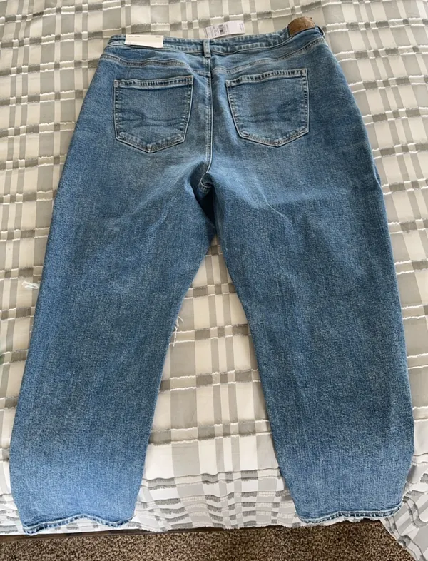 American Eagle jeans - Image 2