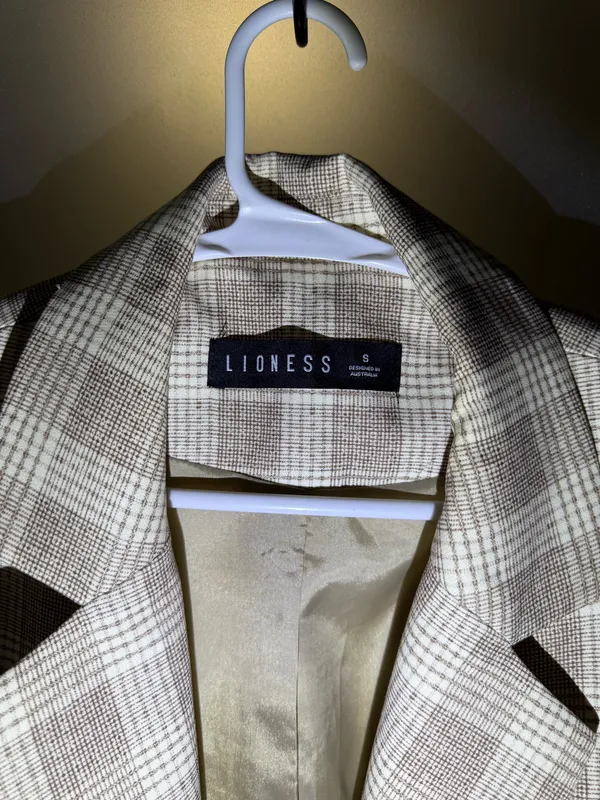 Lioness Blazer Oversized - Image 2