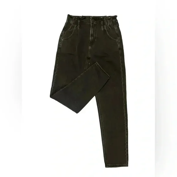 American Eagle Mom Jean Size 00 - Image 2