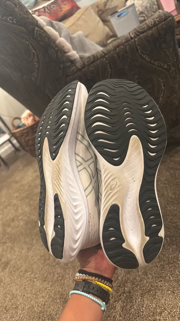 ASICS Shoes - Image 3