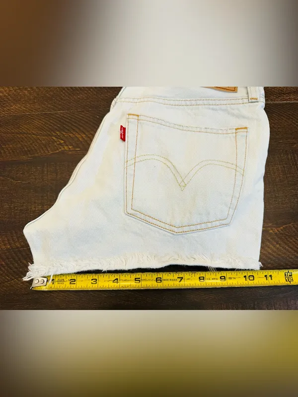 Levi’s 501 Distressed Women’s Light Wash Button Fly Shorts-Size 26 - Image 9