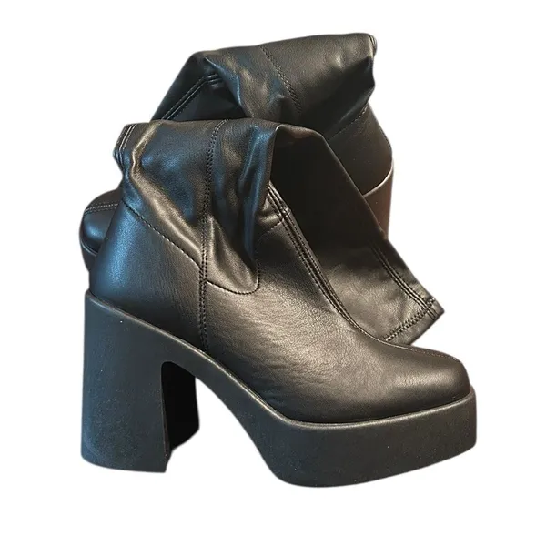 Aqua Black Block  Sock Boots(Size 8) - Image 3