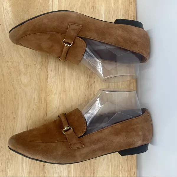 Hosis Brown Suede Loafers with Gold Accents - Image 16