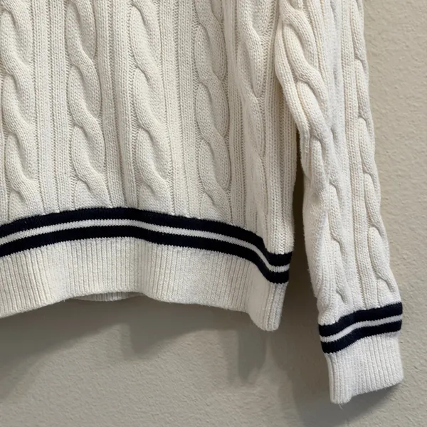 Abercrombie & Fitch Oversized Cable‎ Knit Sweater Women Small V-Neck Fisherman - Image 4