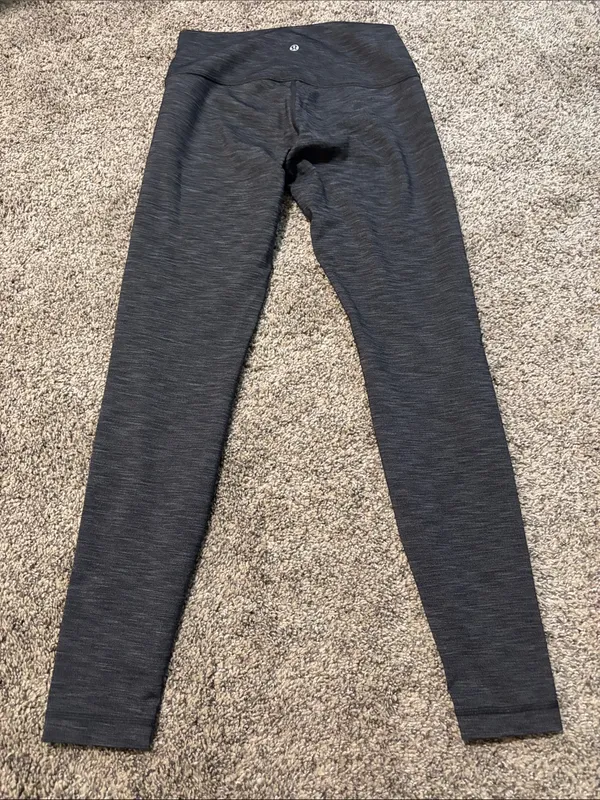 Lululemon Wunder Under Hi-Rise Tight Full-On Luxtreme 28" size 8 - Image 3