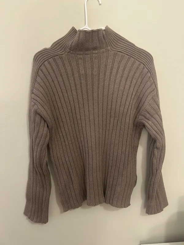 Abercrombie ribbed mock neck sweater - Image 4