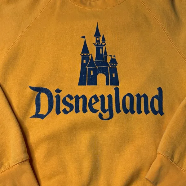 Disneyland 70th Anniversary Vault Collection Yellow Sweatshirt Raglan M - Image 4