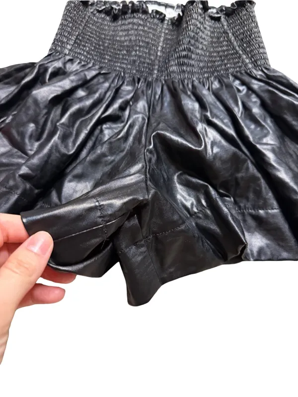 🖤 Queen of Sparkles Faux Leather Smocked Ruffle Shorts Size XS 🖤 - Image 3