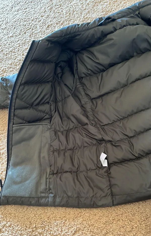 The North Face Puffer Coat - Image 7
