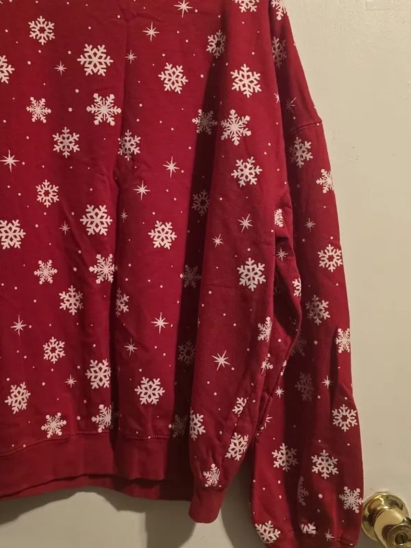 Disney women’s sweater Mickey & Minnie Holiday Top with Snowflakes - Image 11