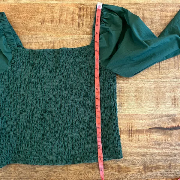 BB Dakota Smocked Puff Sleeve Top M Emerald Green‎ Cropped Minimalist Clean Girl - Image 10