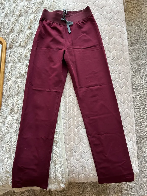 FIGS Scrub Pants - Image 3