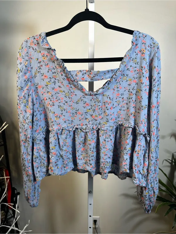 B29. Sim and Sam- Light Blue Floral Peasant Blouse - Women Tops - Image 3