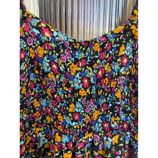 Wild‎ Fable Women Multicolor Floral Button Front Smocked Back Romper Size Medium - Image 7