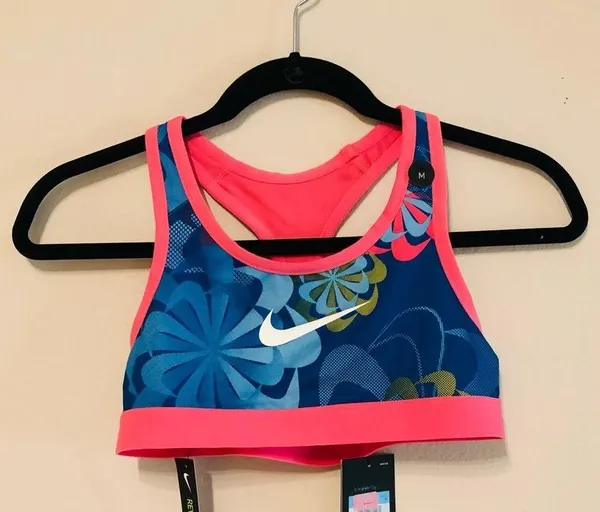 NWT  Sports Bra.Size: M - Image 3