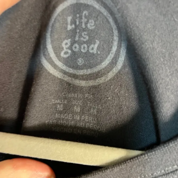 Life is Good Not All Who Wander Are Lost Camo Tree Graphic T-Shirt Gray‎ M - Image 4