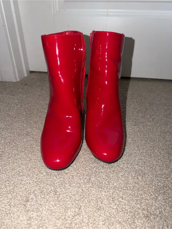 SHEIN Red Patent Block Heel Ankle Boots - Image 4