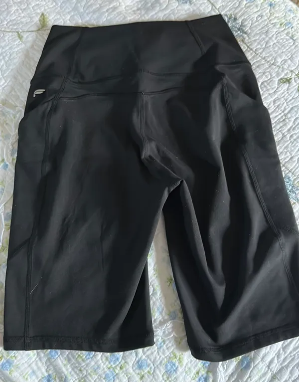 Fabletics Pure Luxe Crop Leggings - Image 2