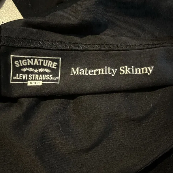 Signature Levis Maternity Jeans Medium Black Denim Skinny Stretch - Image 5