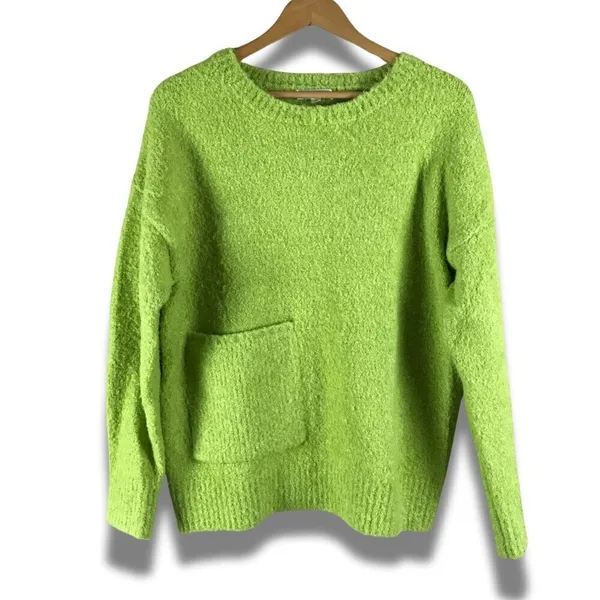 Line and Dot Green Thick Winter Sweater SMALL - Image 6