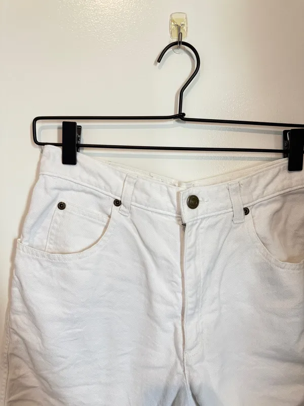 90s Liz Claiborne High-Waisted Vintage Mom Jeans - Image 2