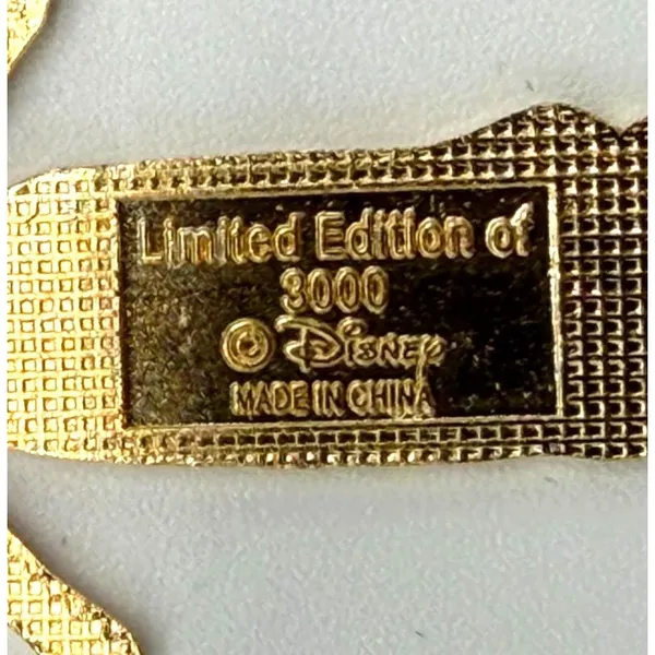 Rare Disney Snow White Scullery Maid Pin Limited Edition 3000 Rags Dress LE - Image 4