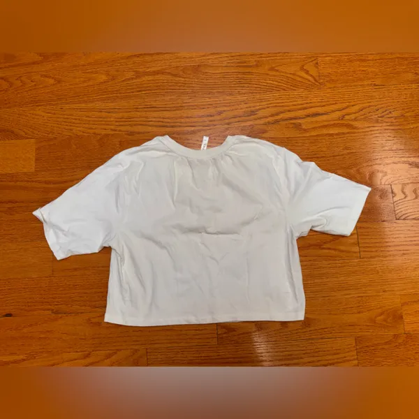 ☀️Fabletics White Long Sleeve women’s Tee - Image 3